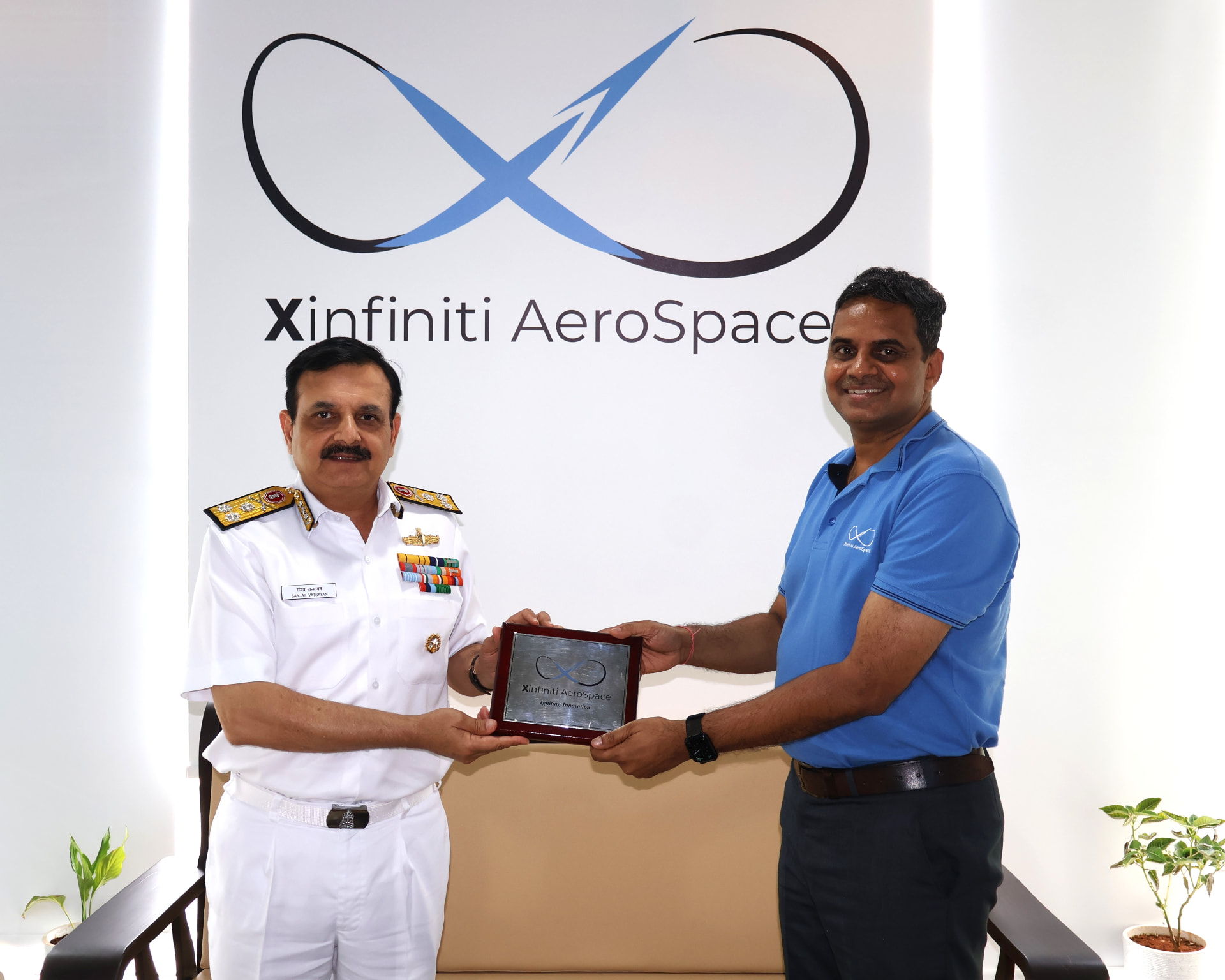 Xinfiniti AeroSpace memento presentation during the FOC-in-C (West) visit